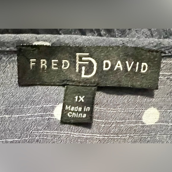 Fred & David Plus Size Blue & White Polka Dotted Blouse Size 1X - Picture 5 of 7